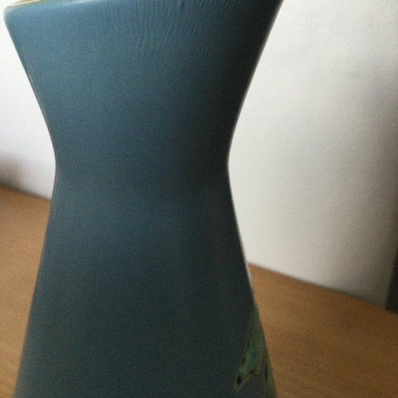 Handmade vase blue wit white flower dogwood - Picture 5 of 8